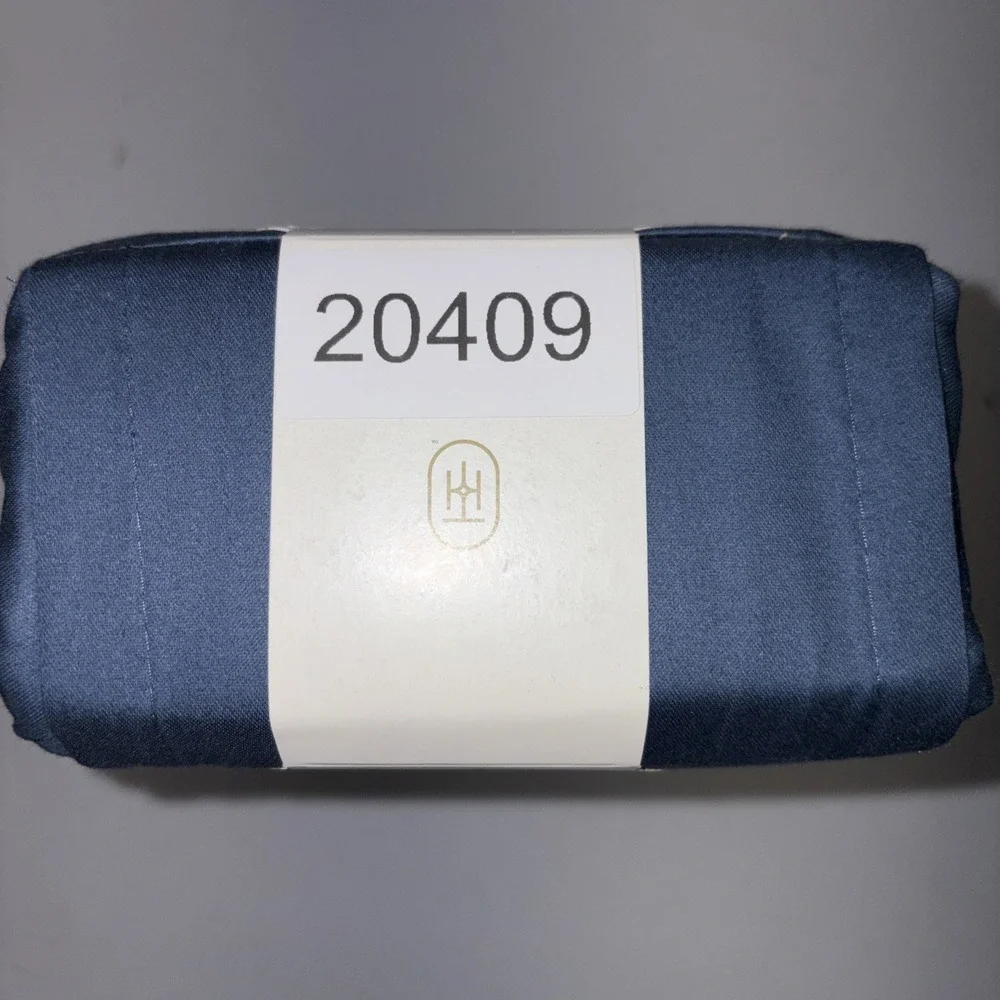 Threshold Performance 100% Cotton Sateen QUEEN Flat Sheet Blue 400 TC Smooth